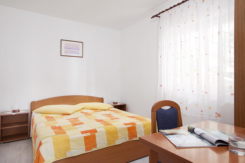 Apartments Iris Rabac Εξωτερικό φωτογραφία