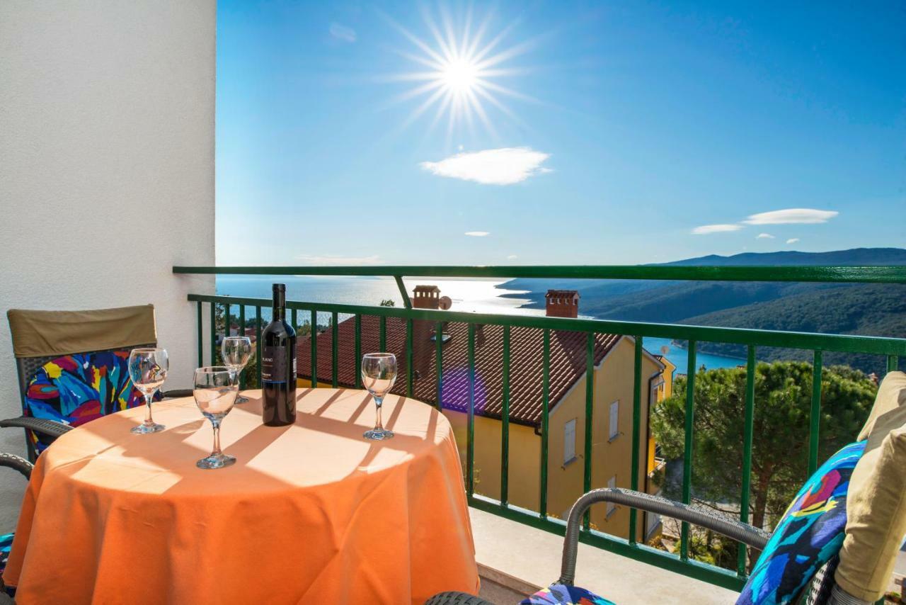 Apartments Iris Rabac Εξωτερικό φωτογραφία